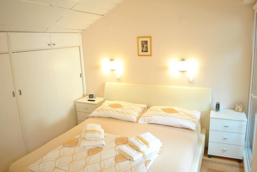 Apartment Eva Zadar Bagian luar foto